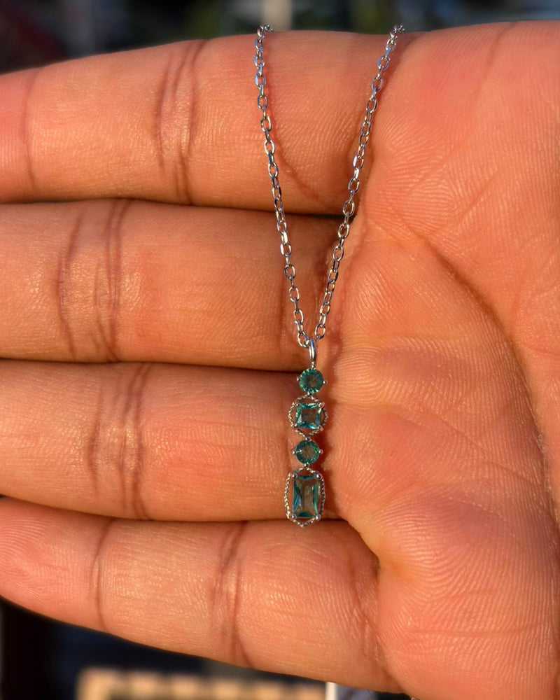 Emerald Cascade Chain - Silver